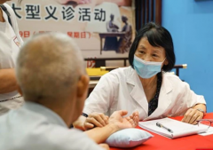 湖南省肿瘤医院中医专家刘静安教授谈中医治疗肿瘤的方法