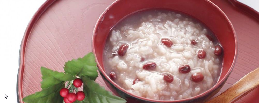 3款适合三伏天的食物 饮食助健康 三伏天可以吃什么 三伏天可以吃红豆粥吗 莲子百合粥做法