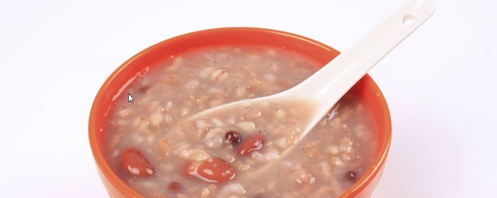 3款适合三伏天的食物 饮食助健康 三伏天可以吃什么 三伏天可以吃红豆粥吗 莲子百合粥做法
